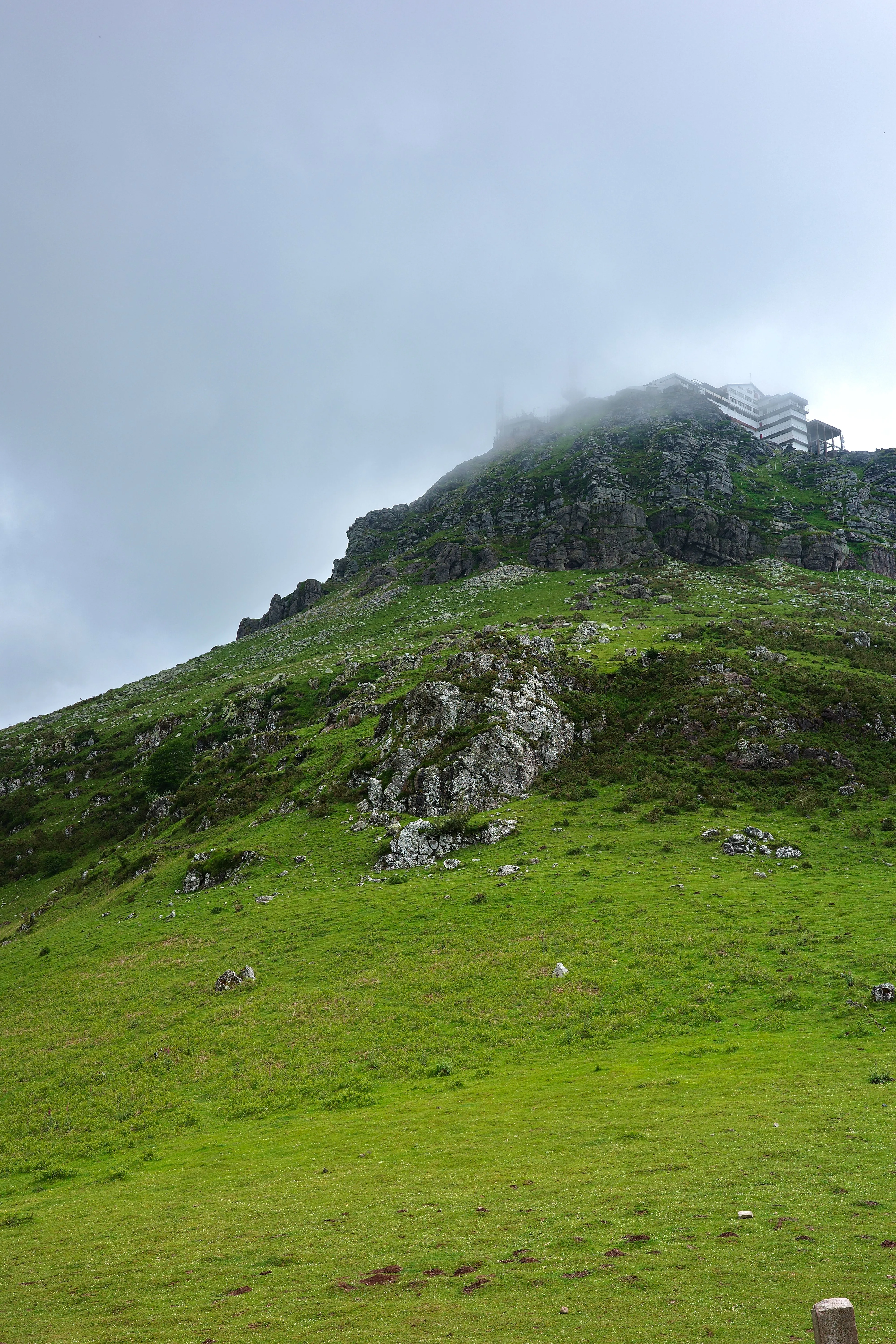 Ascension de la Rhune