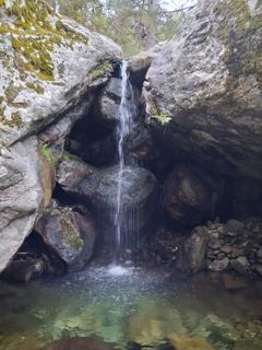 Montée dans les gorges